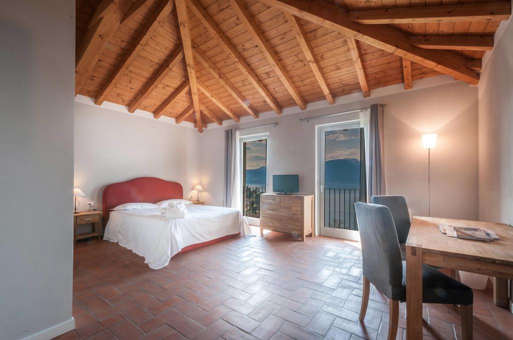 Locanda Pozzetto Laveno-Mombello Camera foto